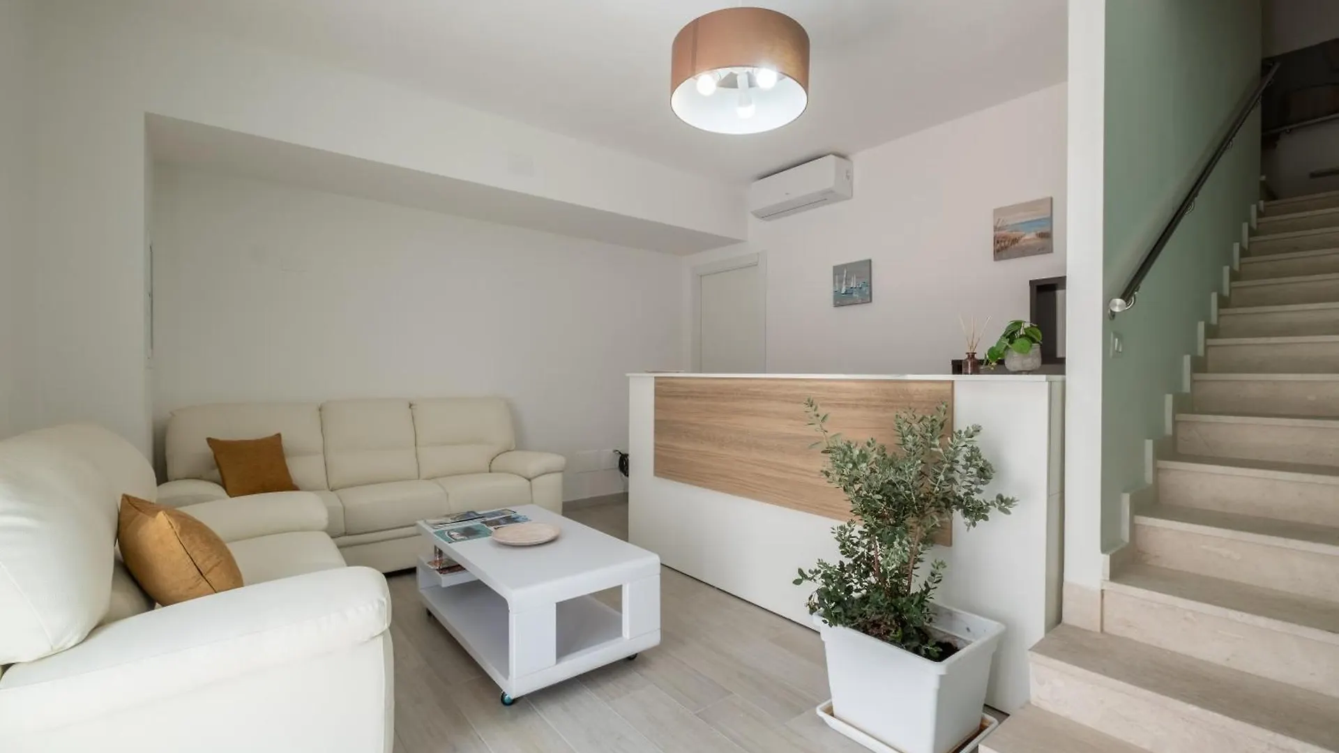 Sa Domu Colorada- Eleganza E Comfort Nel Centro Di Villasimius