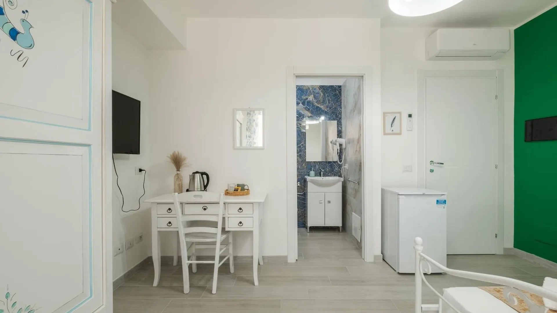 Penzion Sa Domu Colorada- Eleganza E Comfort Nel Centro Di Villasimius Itálie